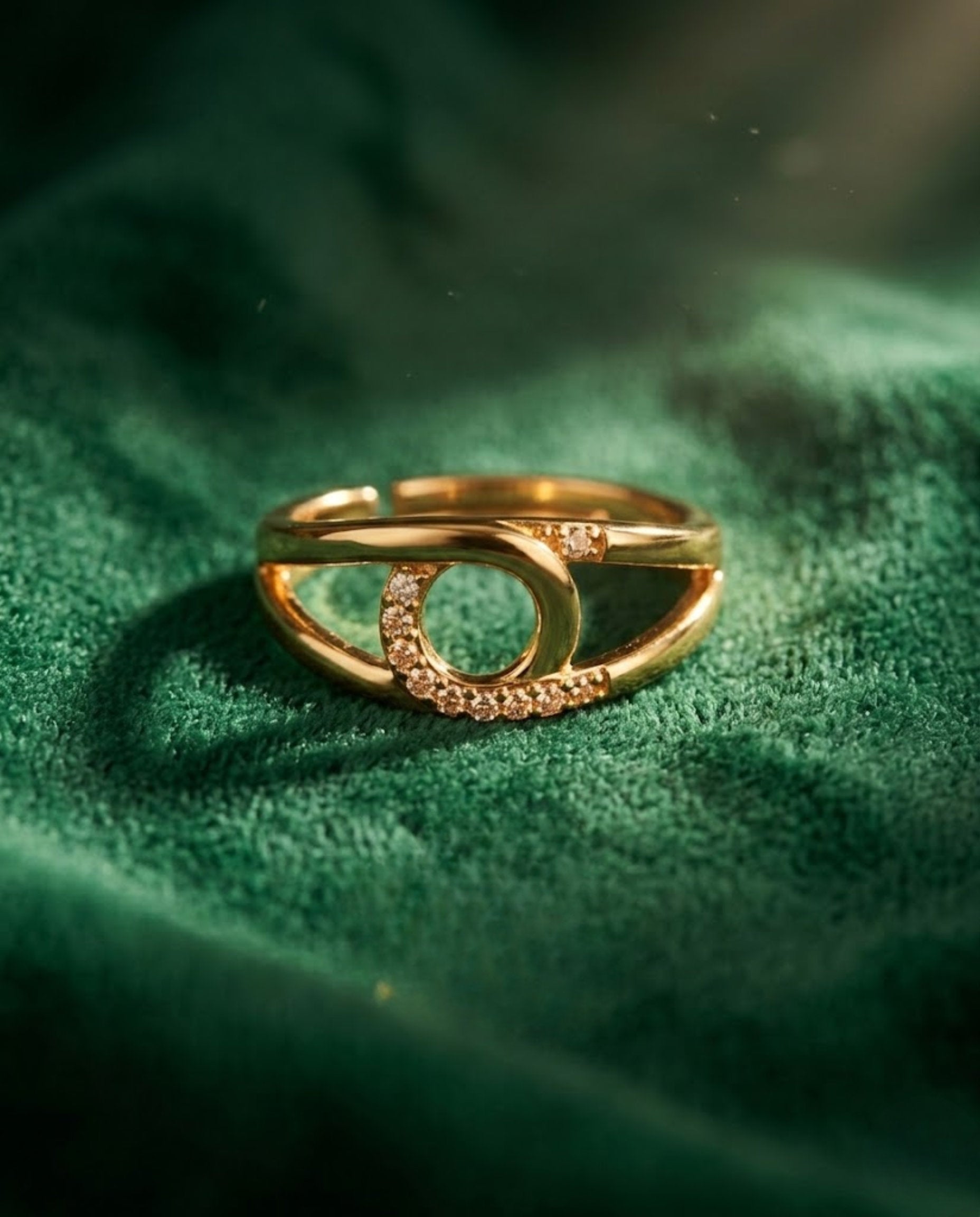 Orneza Gold Interlocking Circle Adjustable Crystal Ring