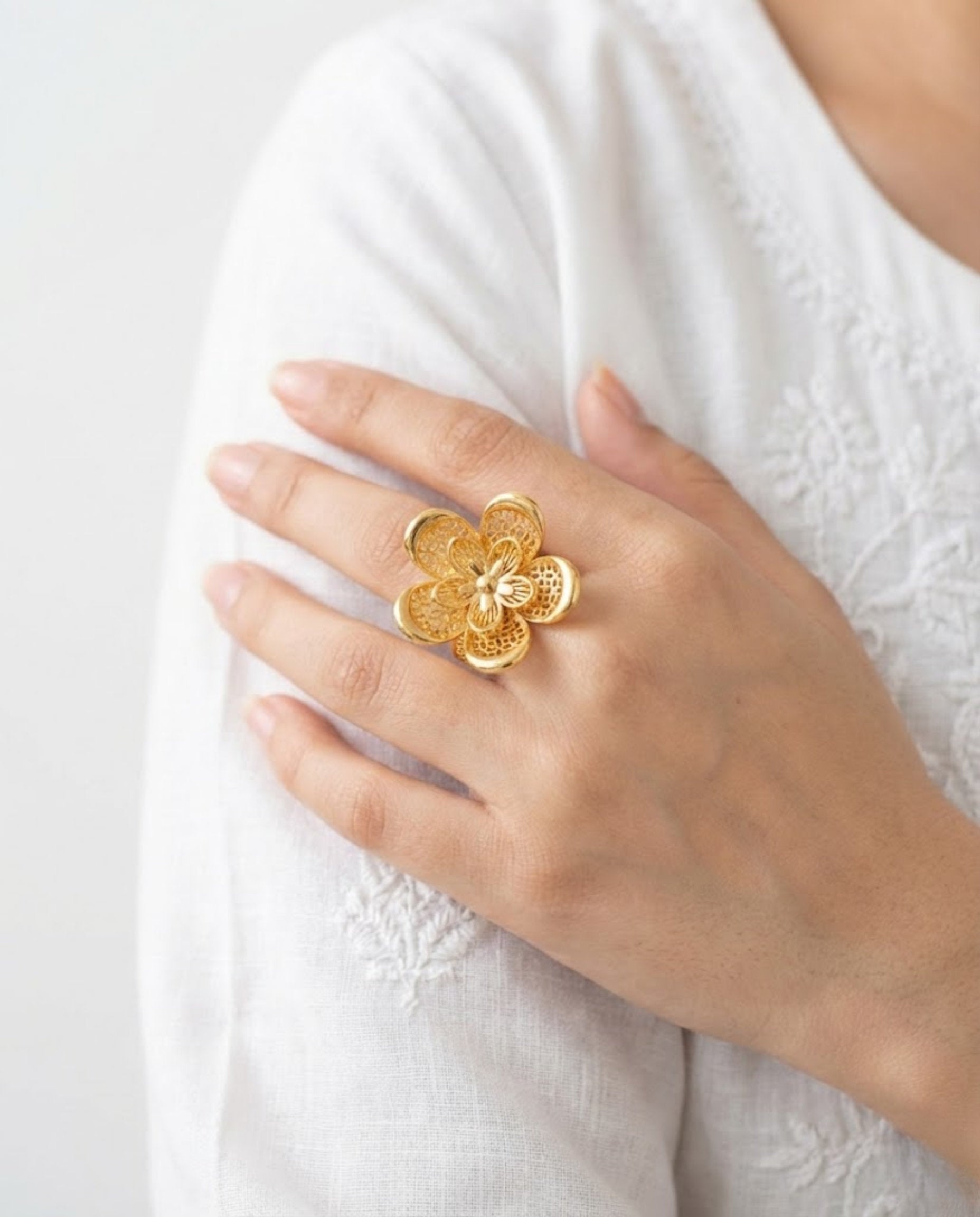 Orneza Gold Filigree Five Petal Floral Statement Ring