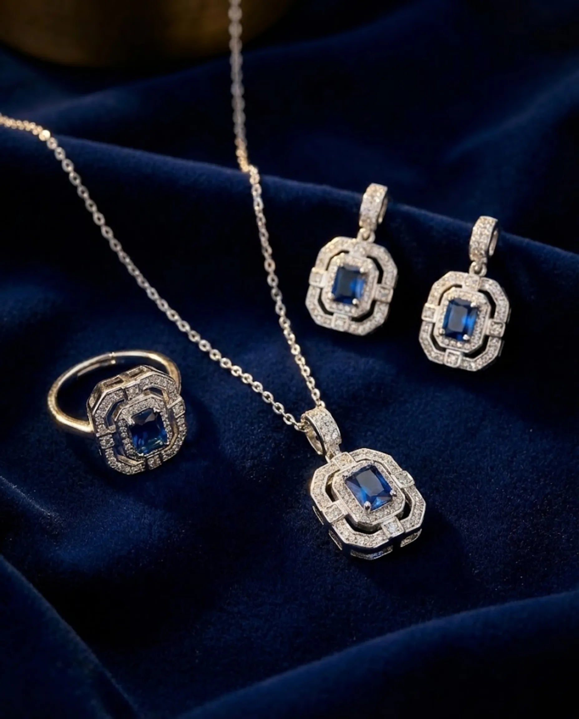 Orneza Sapphire Azure Halo Silver Jewelry Set