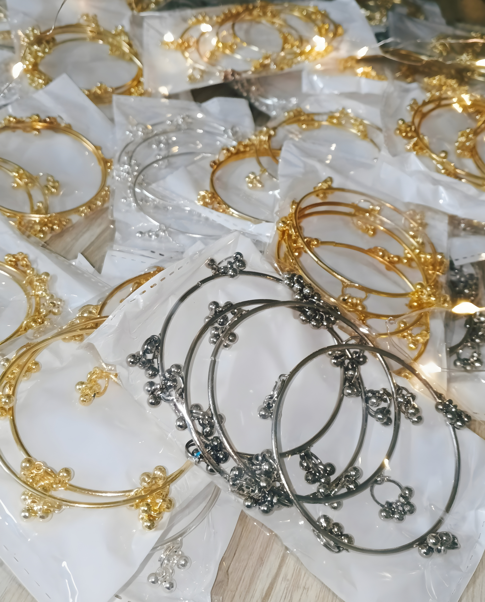 Viral Kashmiri Ghungroo Bangles Gold Bangle Set (4 Pcs)